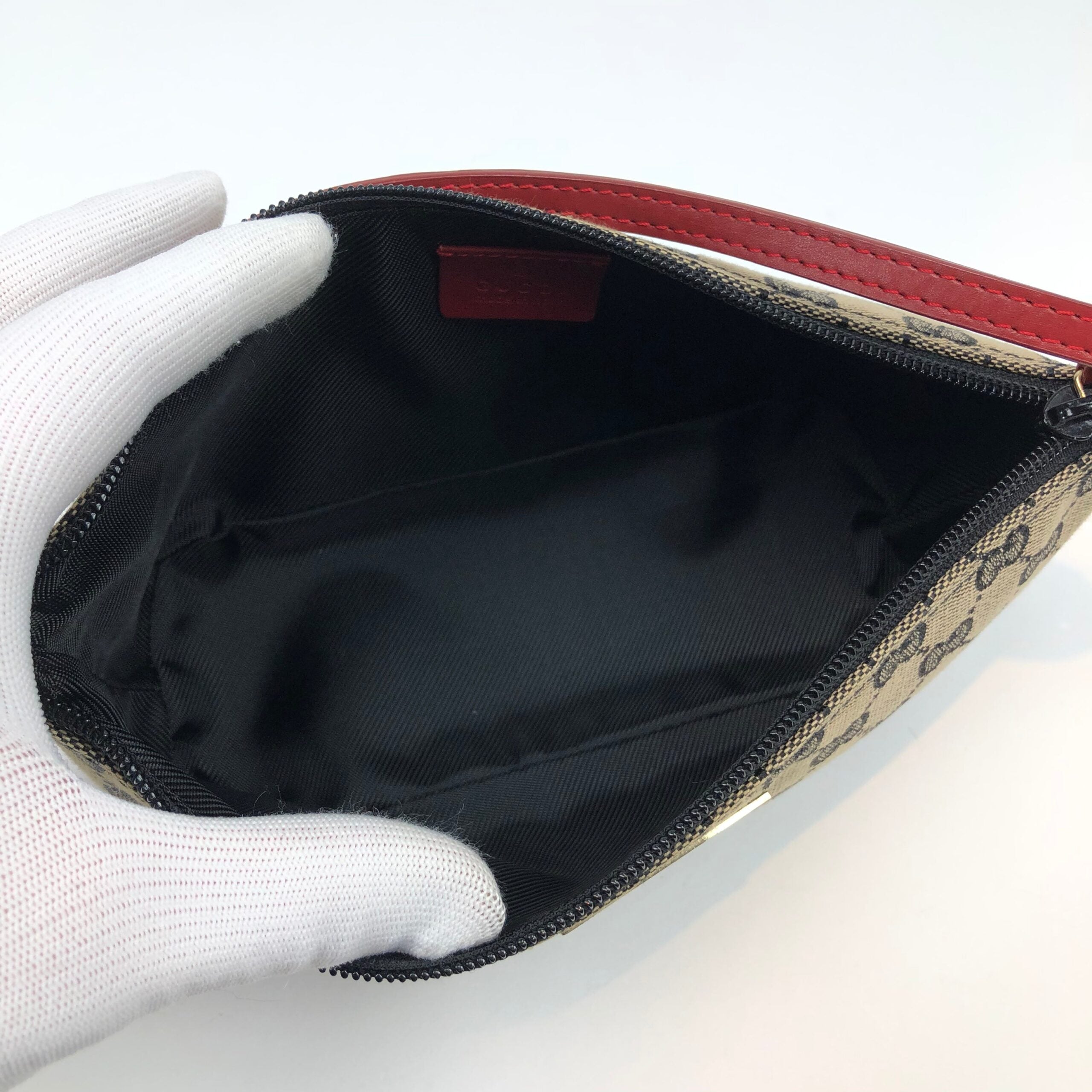 GUCCI MONOGRAM SHOULDER BAG