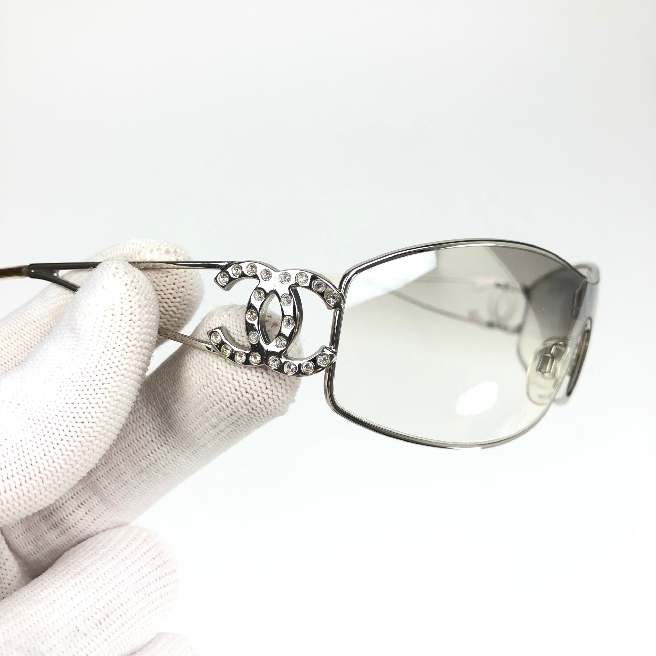 CHANEL RIMLESS VISOR SUNGLASSES