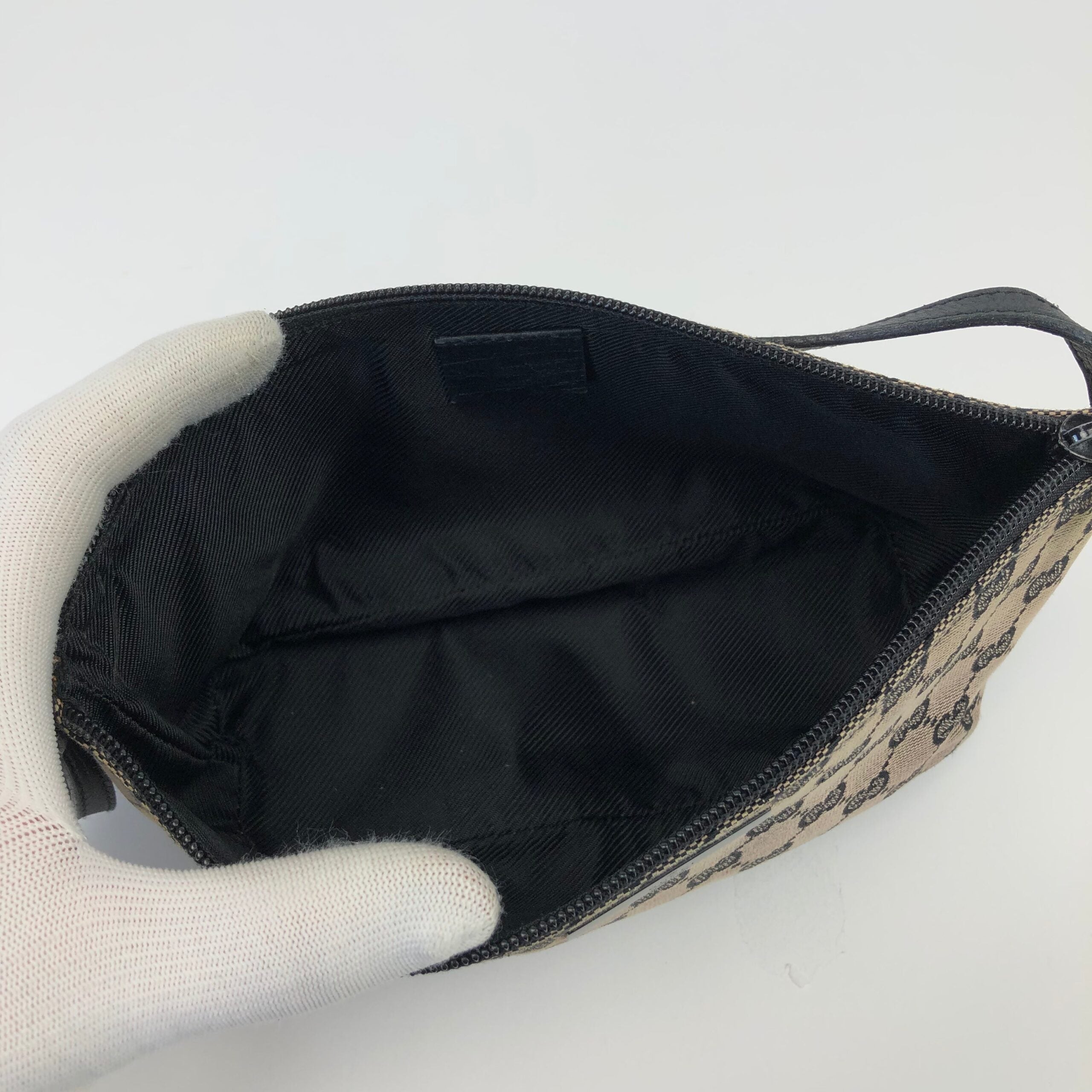 GUCCI MONOGRAM SHOULDER BAG