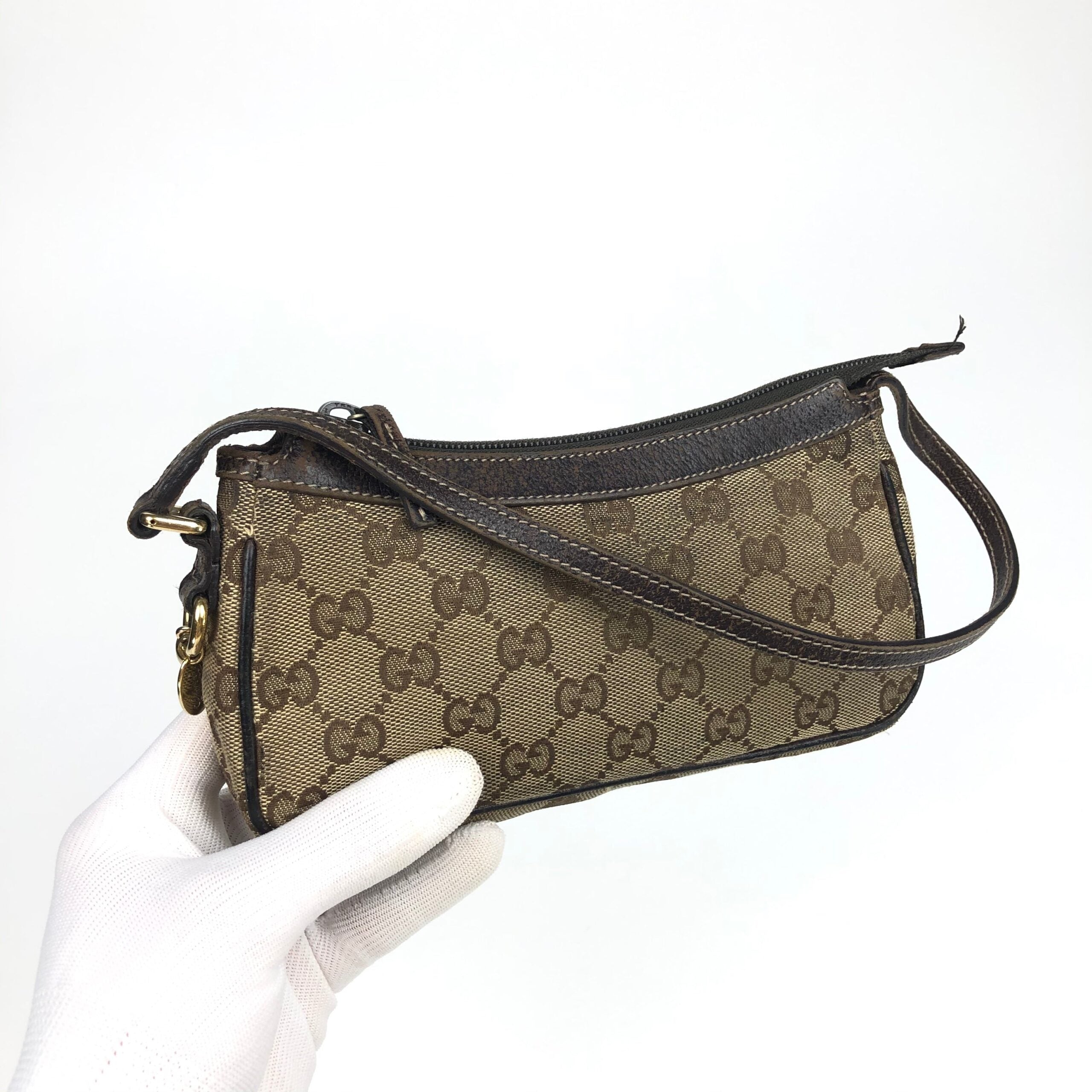 GUCCI MONOGRAM SHOULDER BAG