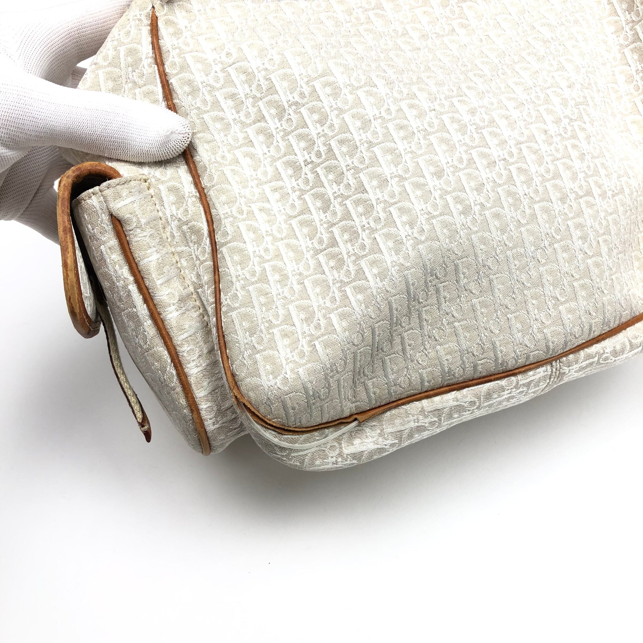CHRISTIAN DIOR SHOULDER BAG