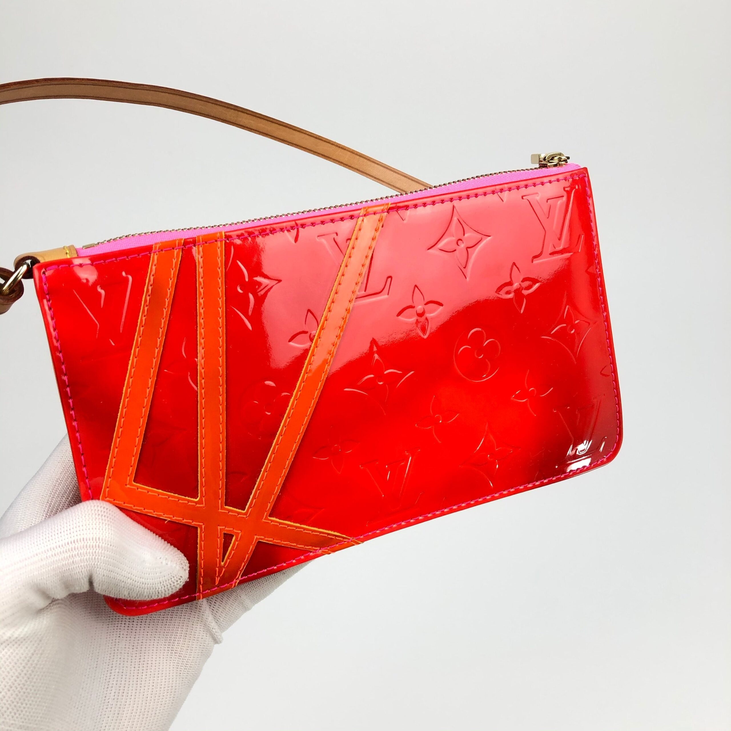 LOUIS VUUTTION X ROBERT WILSON VERNIS POCHETTE SHOULDER BAG