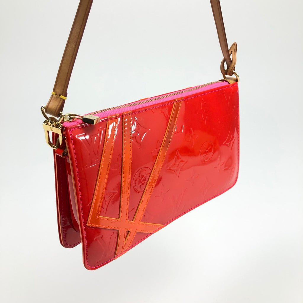 LOUIS VUUTTION X ROBERT WILSON VERNIS POCHETTE SHOULDER BAG