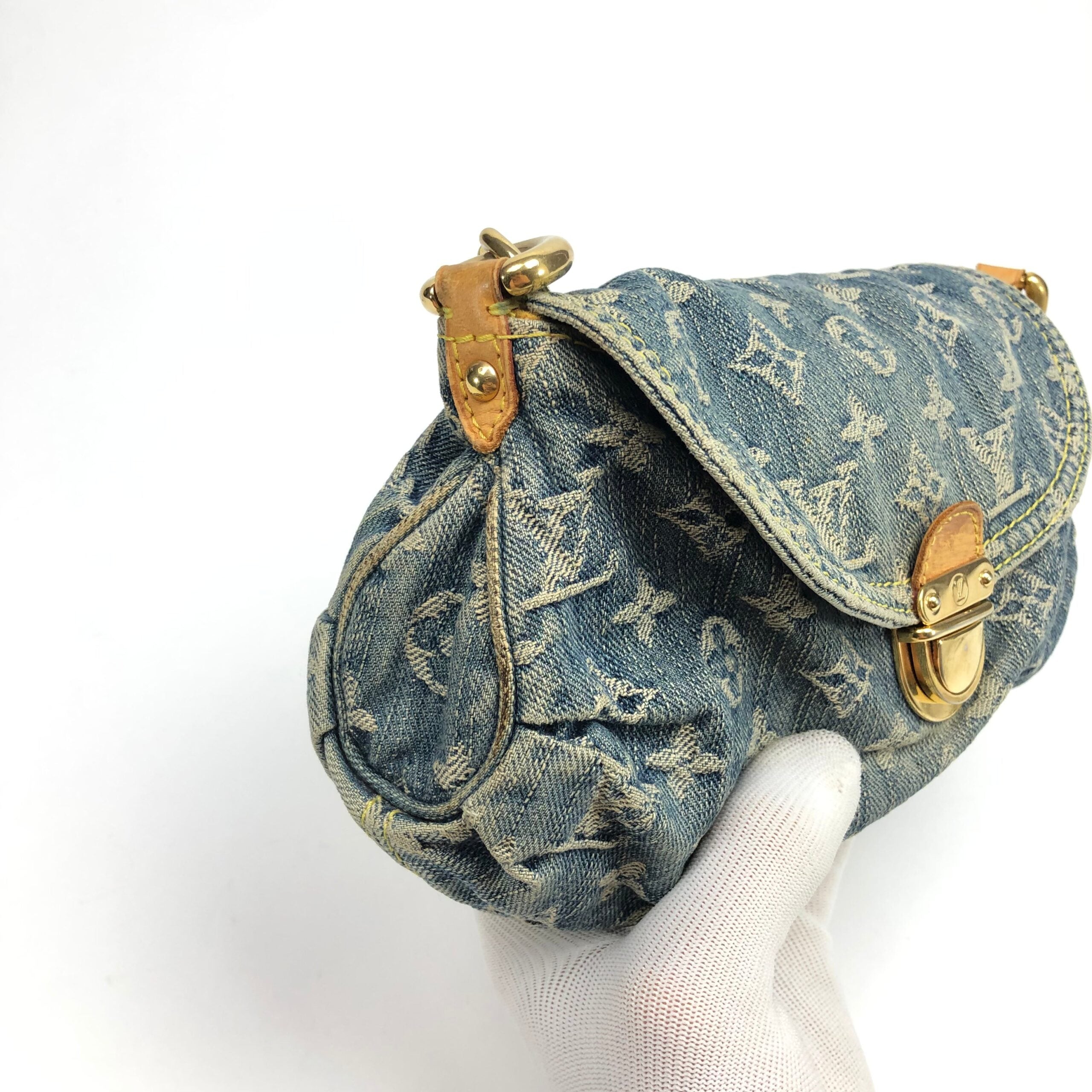 LOUIS VUITTON PLEATY PM BLUE DENIM SHOULDER BAG