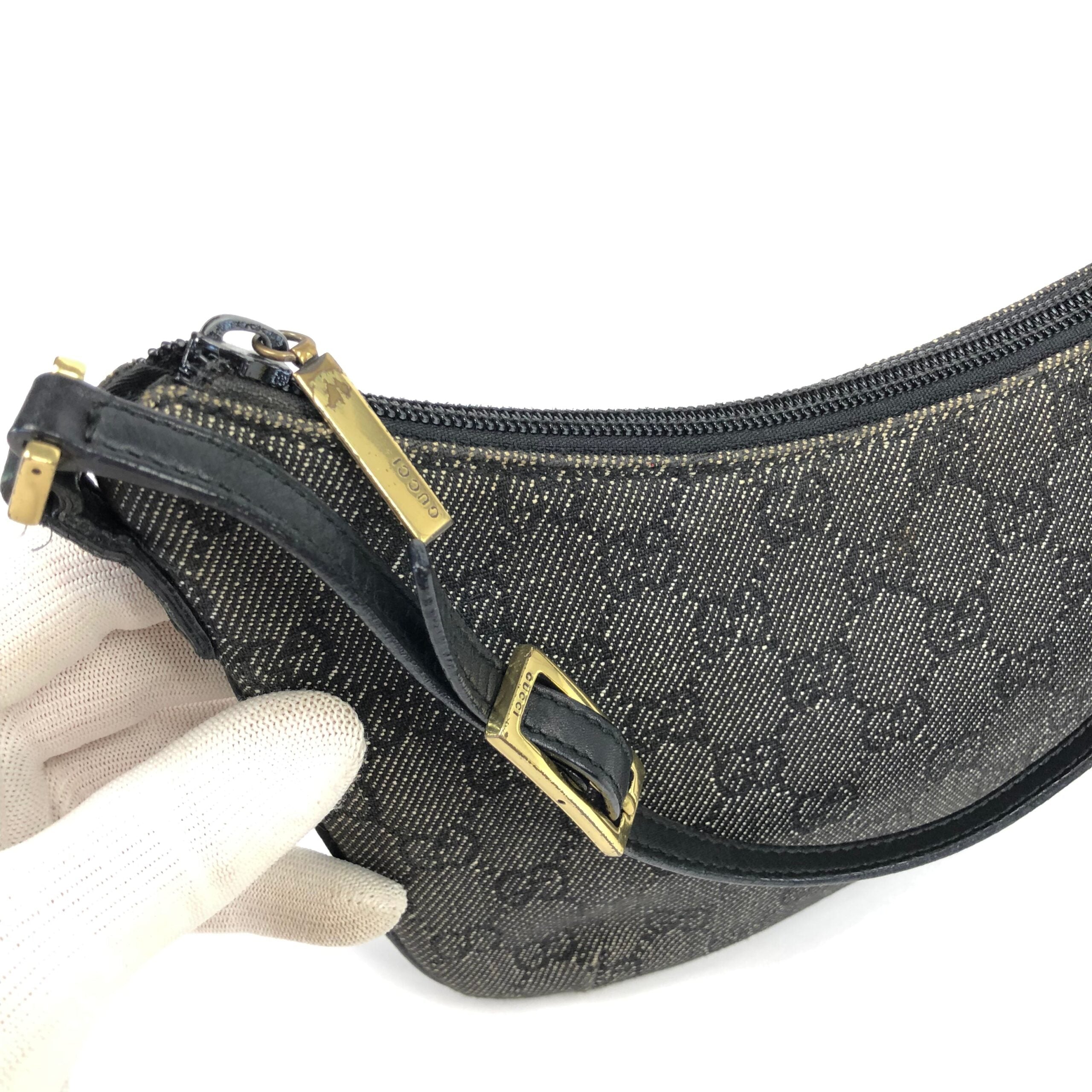 GUCCI MONOGRAM SHOULDER BAG