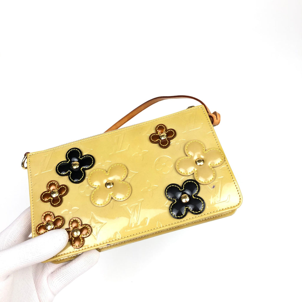 LOUIS VUITTON LEXINGTON POCHETTE SHOULDER BAG