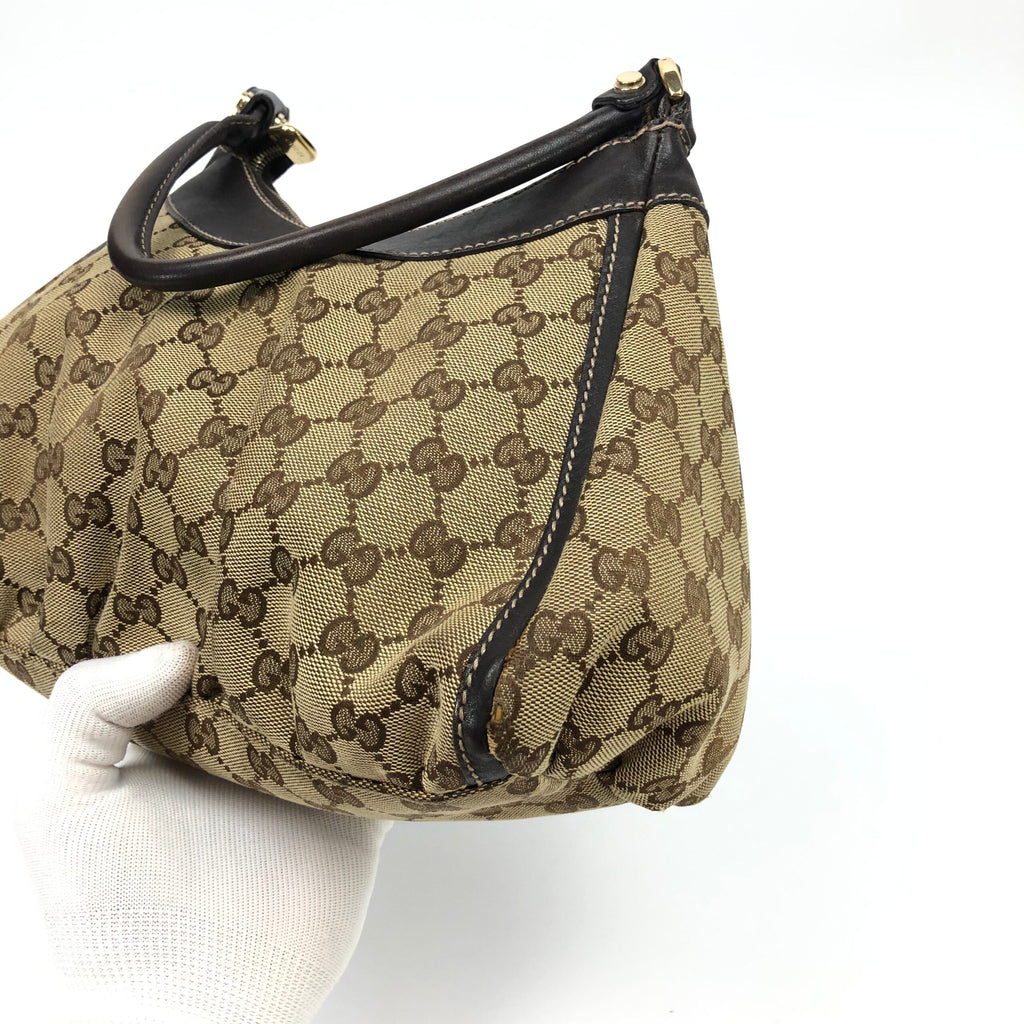 GUCCI MONOGRAM ABBEY SHOULDER BAG