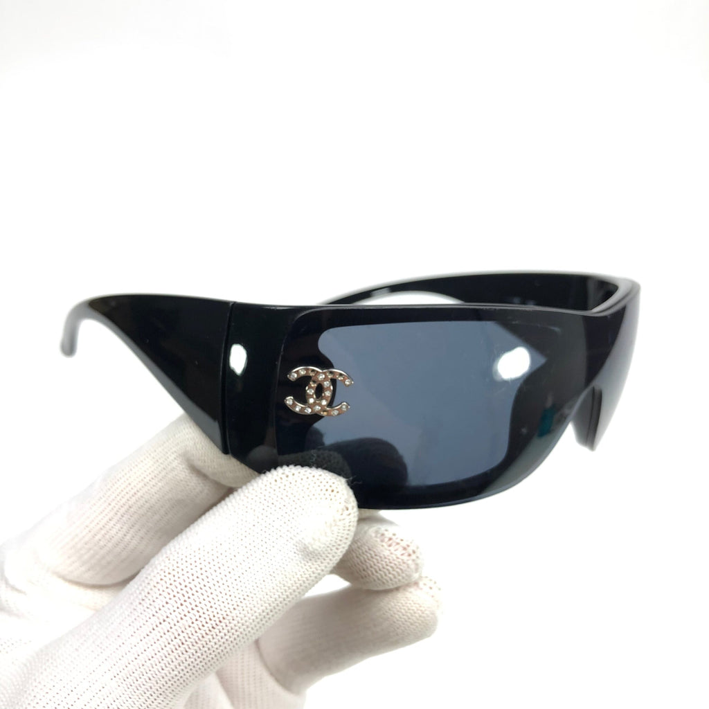 CHANEL DIAMANTÉ SUNGLASSES