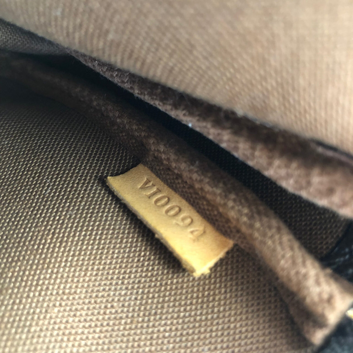 LOUIS VUITTON TAKASHI MURAKAMI PANDA POCHETTE BAG