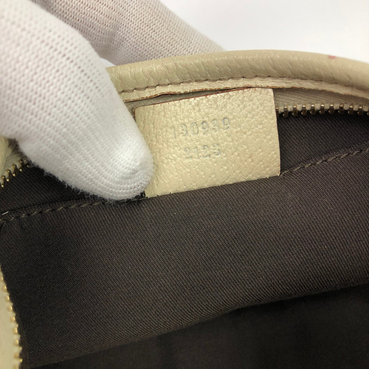 GUCCI MONOGRAM SHOULDER BAG