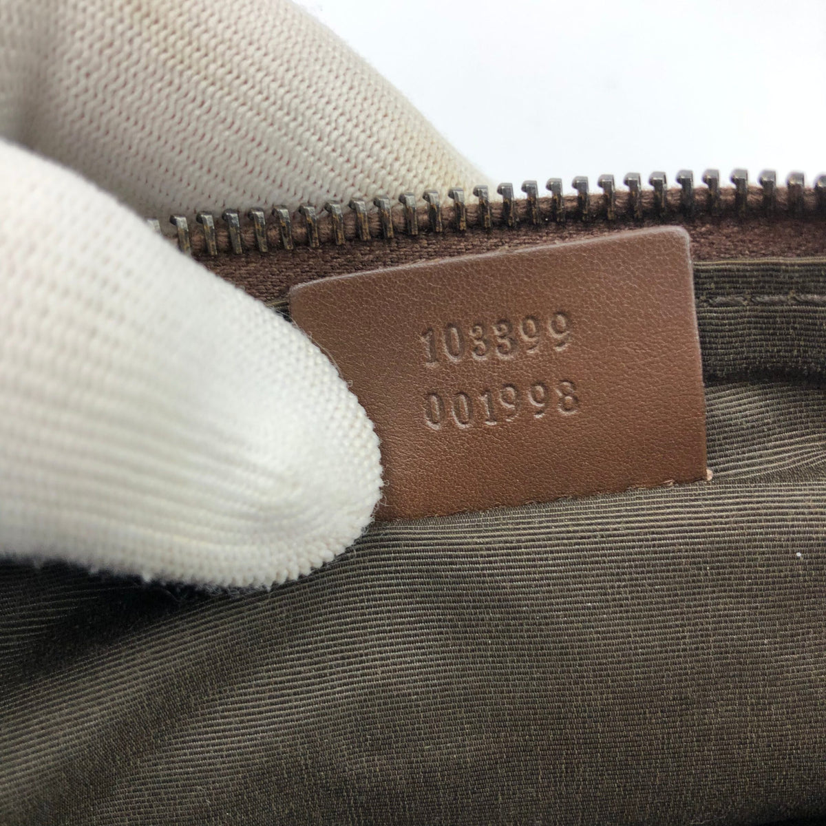 GUCCI MONOGRAM SHOULDER BAG