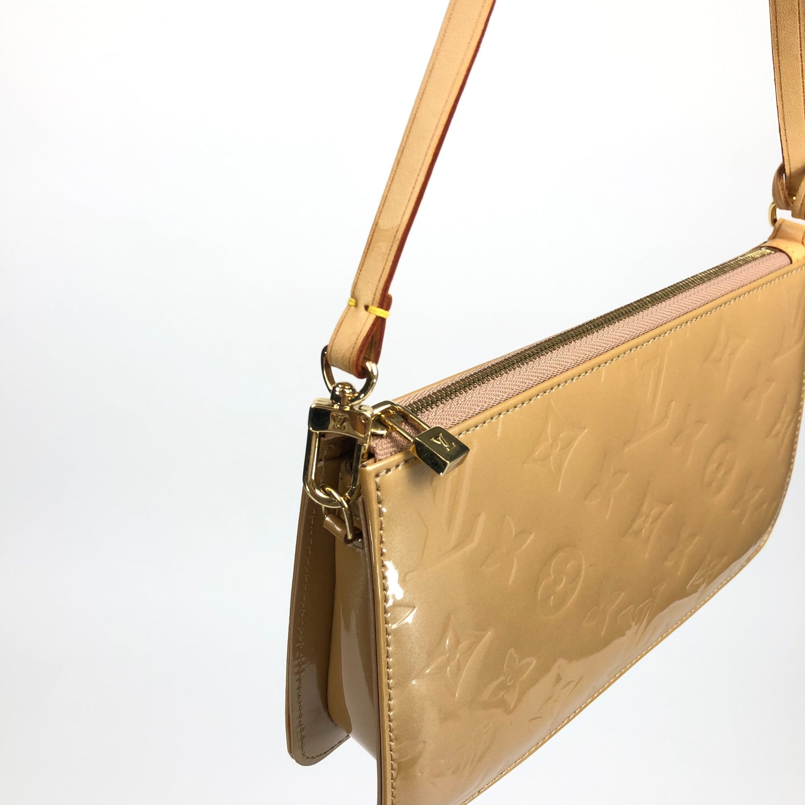 LOUIS VUITTON LEXINGTON POCHETTE SHOULDER BAG