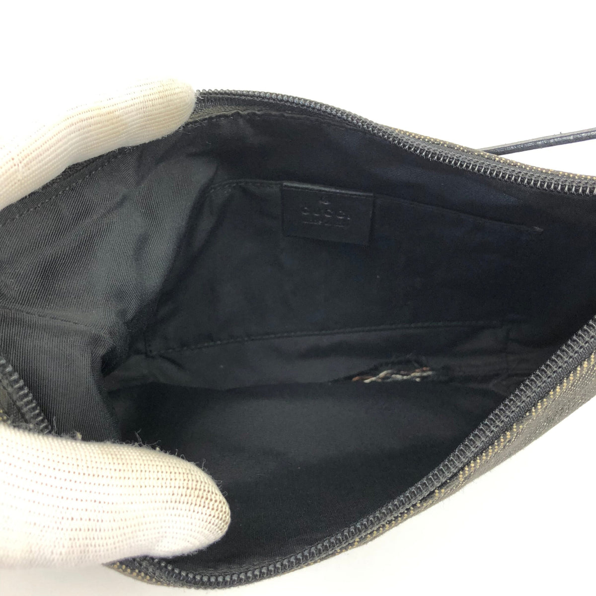 GUCCI MONOGRAM SHOULDER BAG