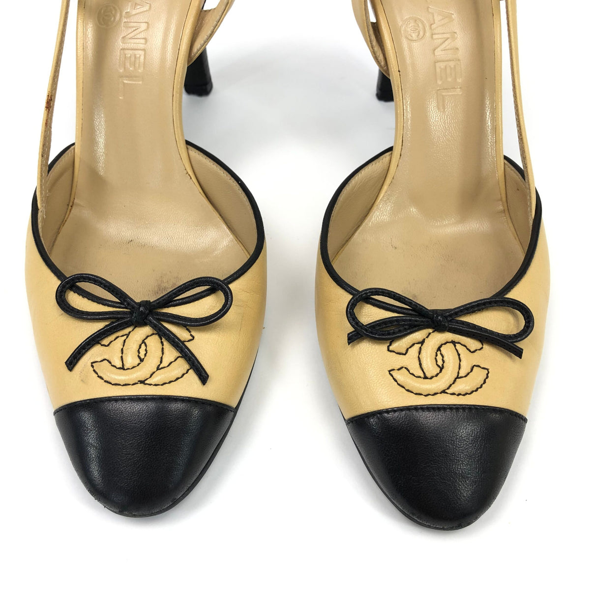 CHANEL LOGO BOW SLING-BACK MULE HEELS