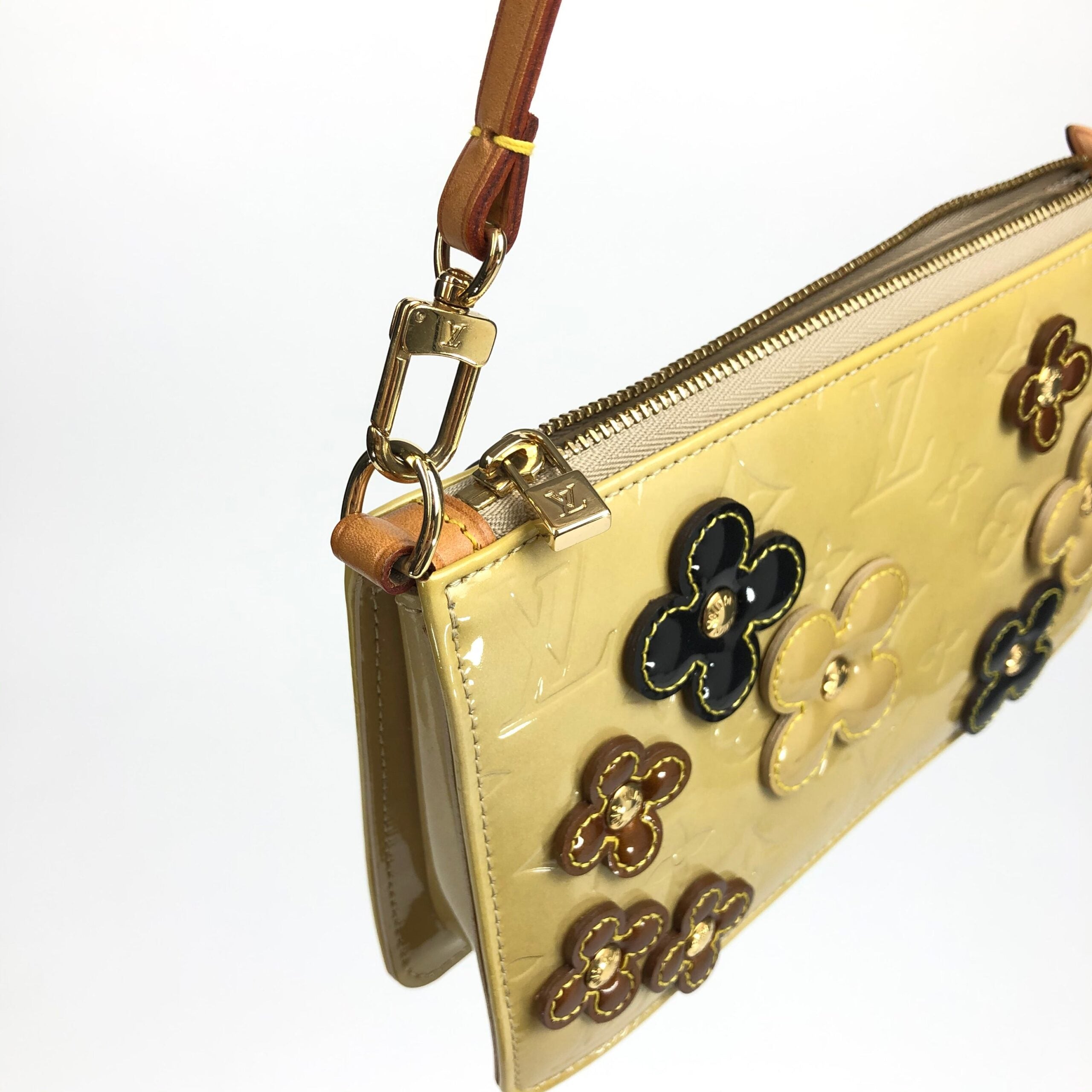 LOUIS VUITTON LEXINGTON POCHETTE SHOULDER BAG