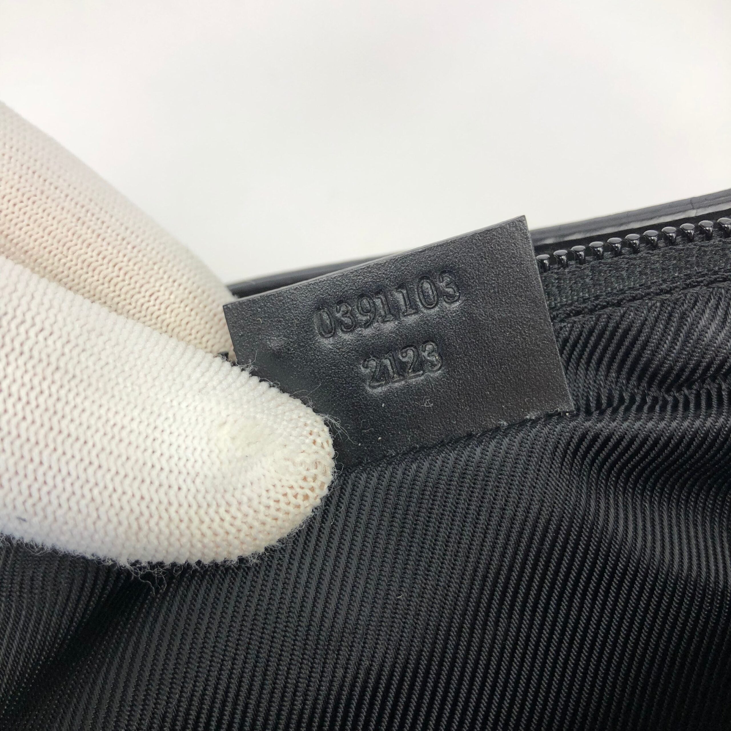 GUCCI MONOGRAM SHOULDER BAG